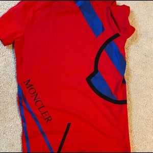 Moncler T-shirt